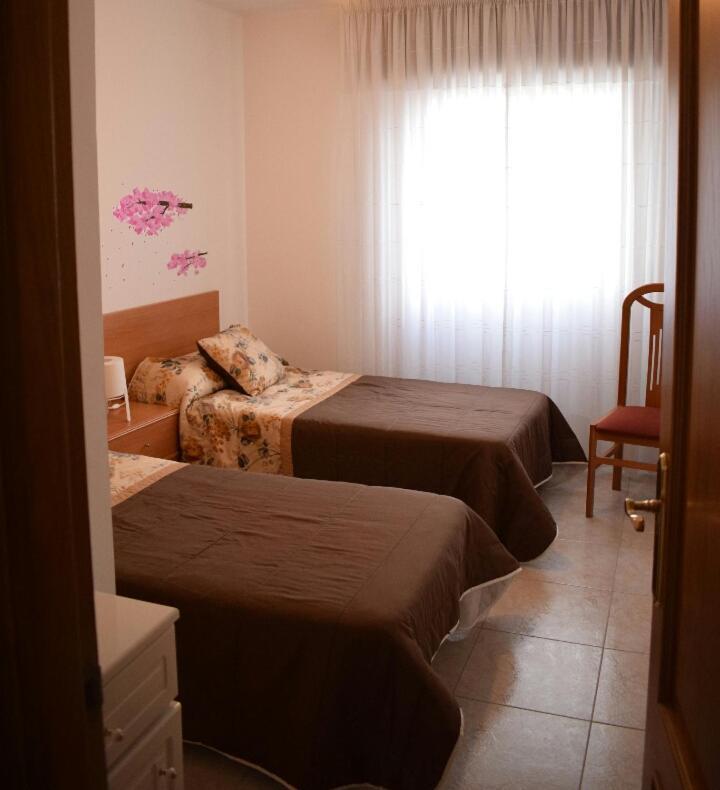 Apartamentos O Grove Luaran gambar