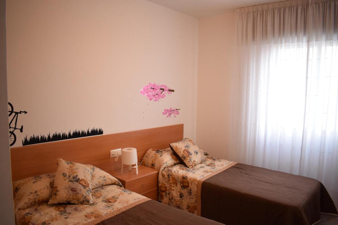 Apartamentos O Grove Luaran gambar