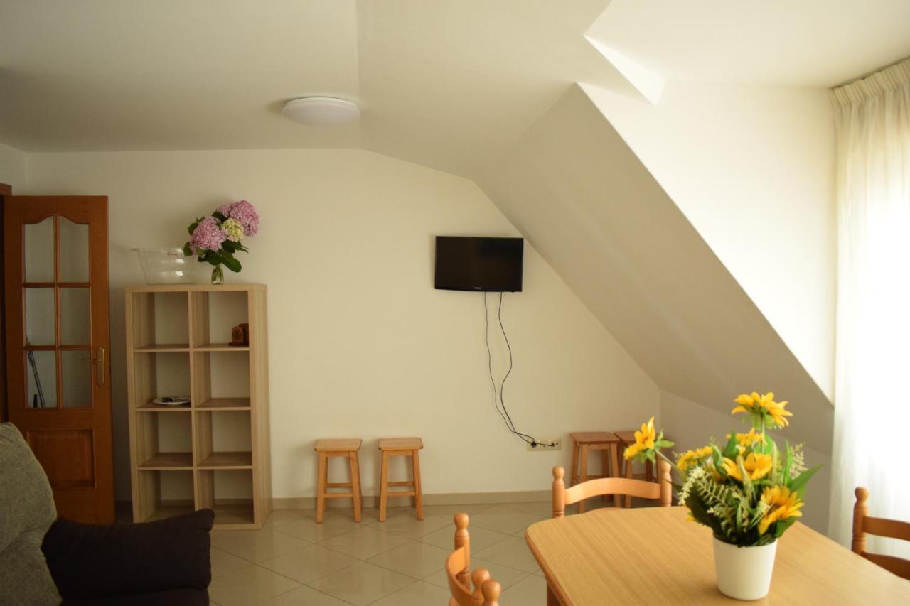 Apartamentos O Grove Luaran gambar