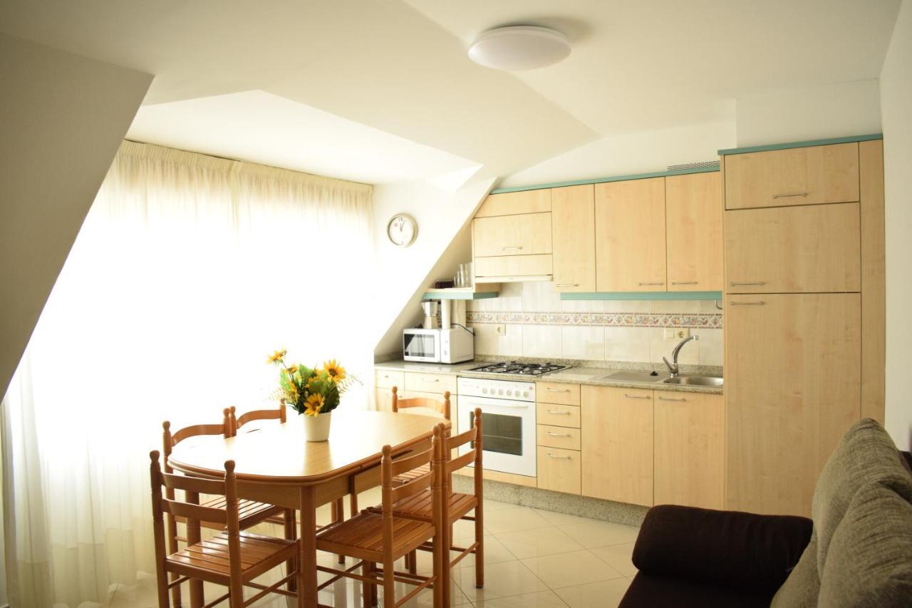 Apartamentos O Grove Luaran gambar